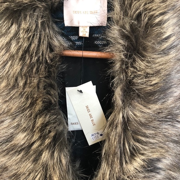 SKIES ARE BLUE coat - size MEDIUM - Picture 3 of 5